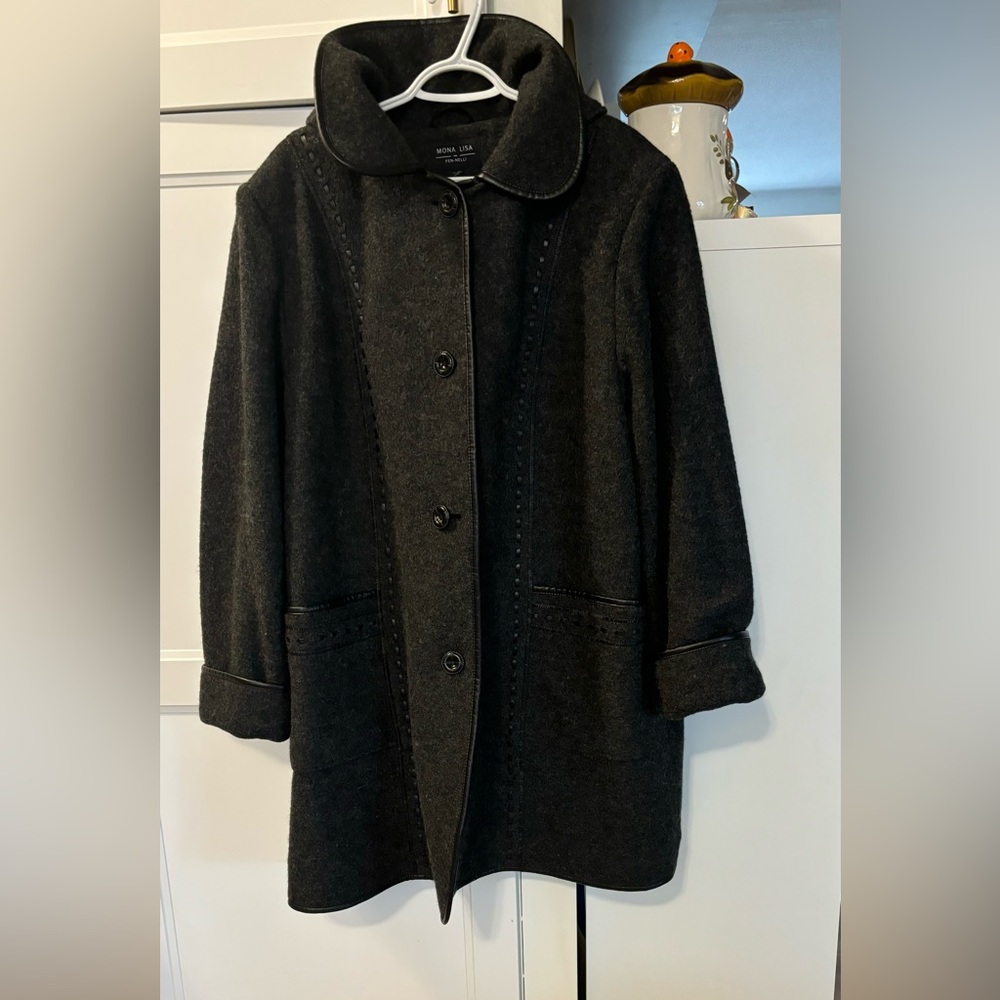 Mona Lisa Women’s Winter Coat with Hood